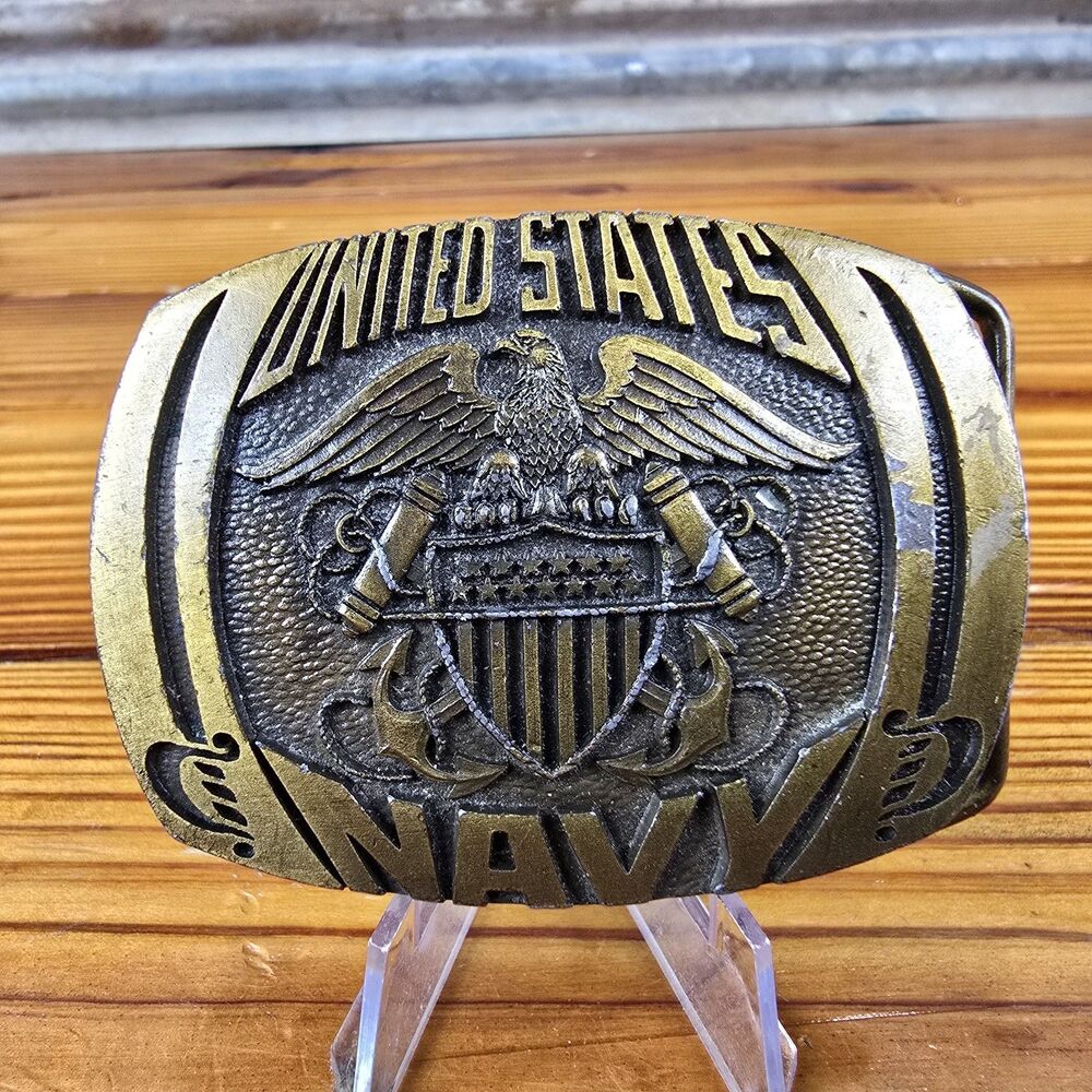 BRASS UNITED STATES NAVY BELT BUCKLE INDIANA METAL CRAFT 1980